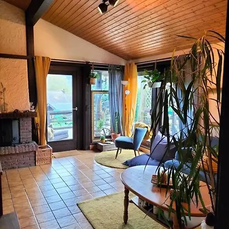 Kirstens Ferienhauschen Mit Listerseeblick 度假居